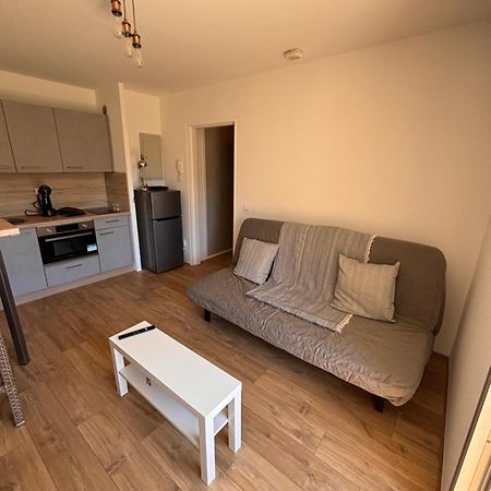 Beau Studio 300 M De La Plage Avec Parking Apartment La Ciotat Bagian luar foto